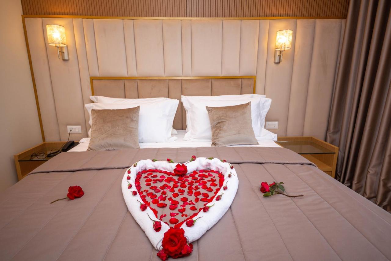 Merar Hotel Голем Екстер'єр фото