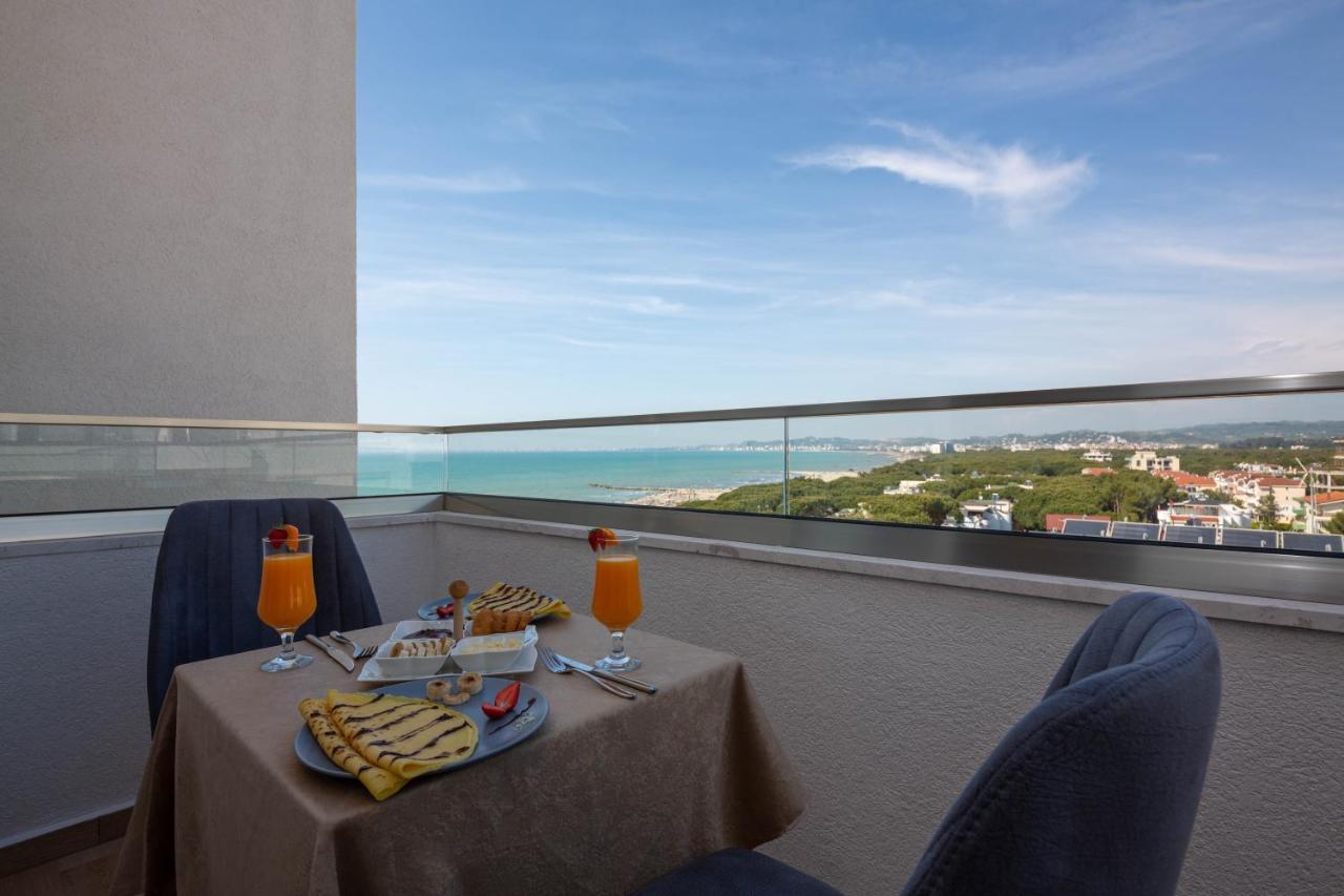 Merar Hotel Голем Екстер'єр фото