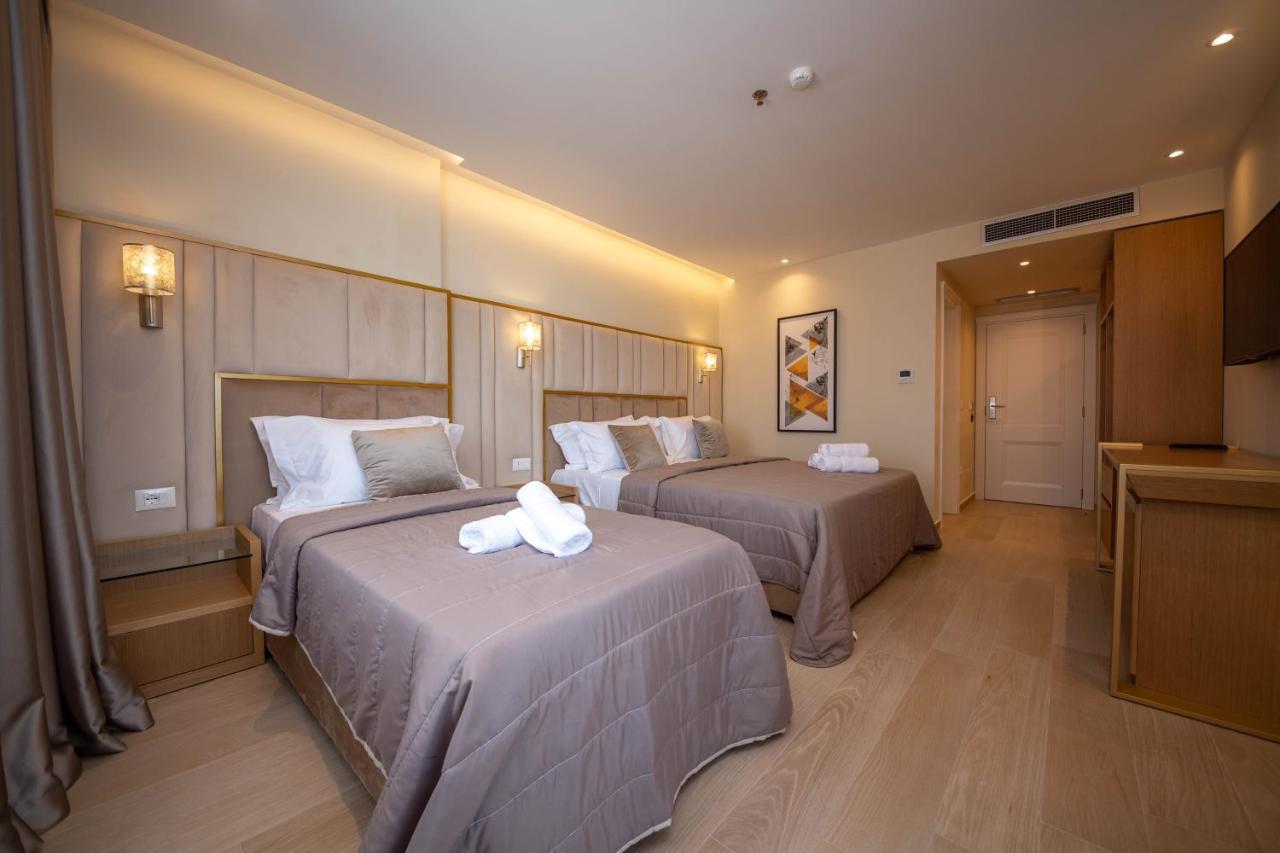 Merar Hotel Голем Екстер'єр фото